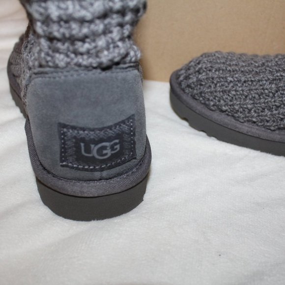 NIB UGG WOMEN'S SOLENE TALL KNIT SWEATER BOOTS GRAY - Picture 4 of 9